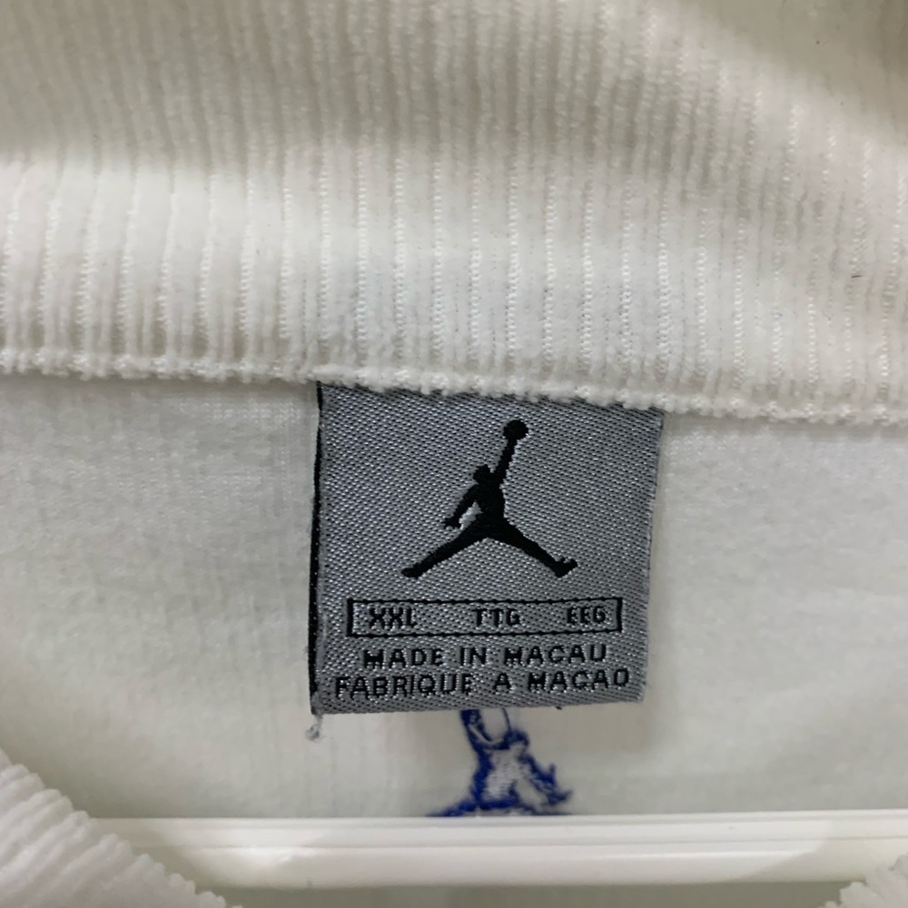 Vintage Jordan Full Zip. - Picture 7 of 7